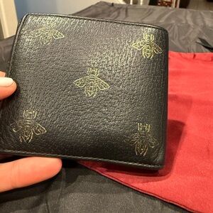 GUCCI Animalier Bee Star Bifold Compact Wallet